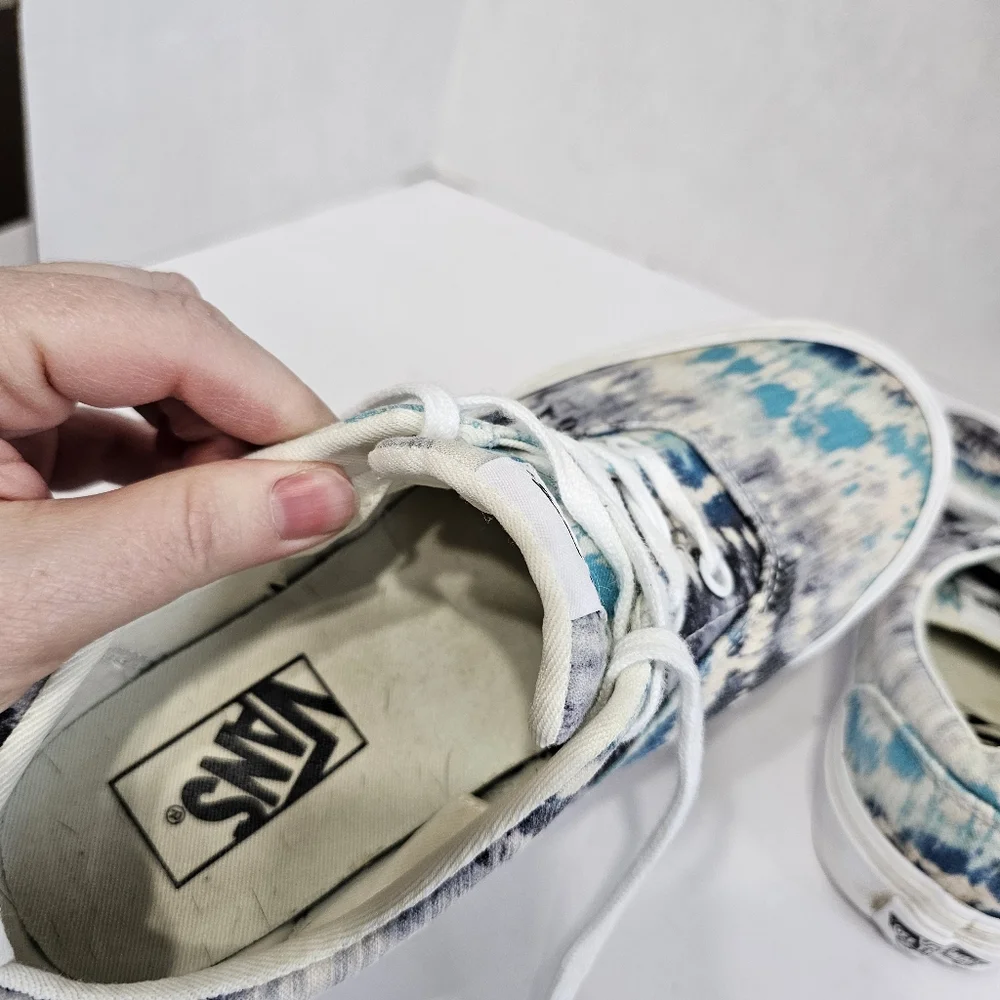 Tie Dye Van's women's sz 6.5